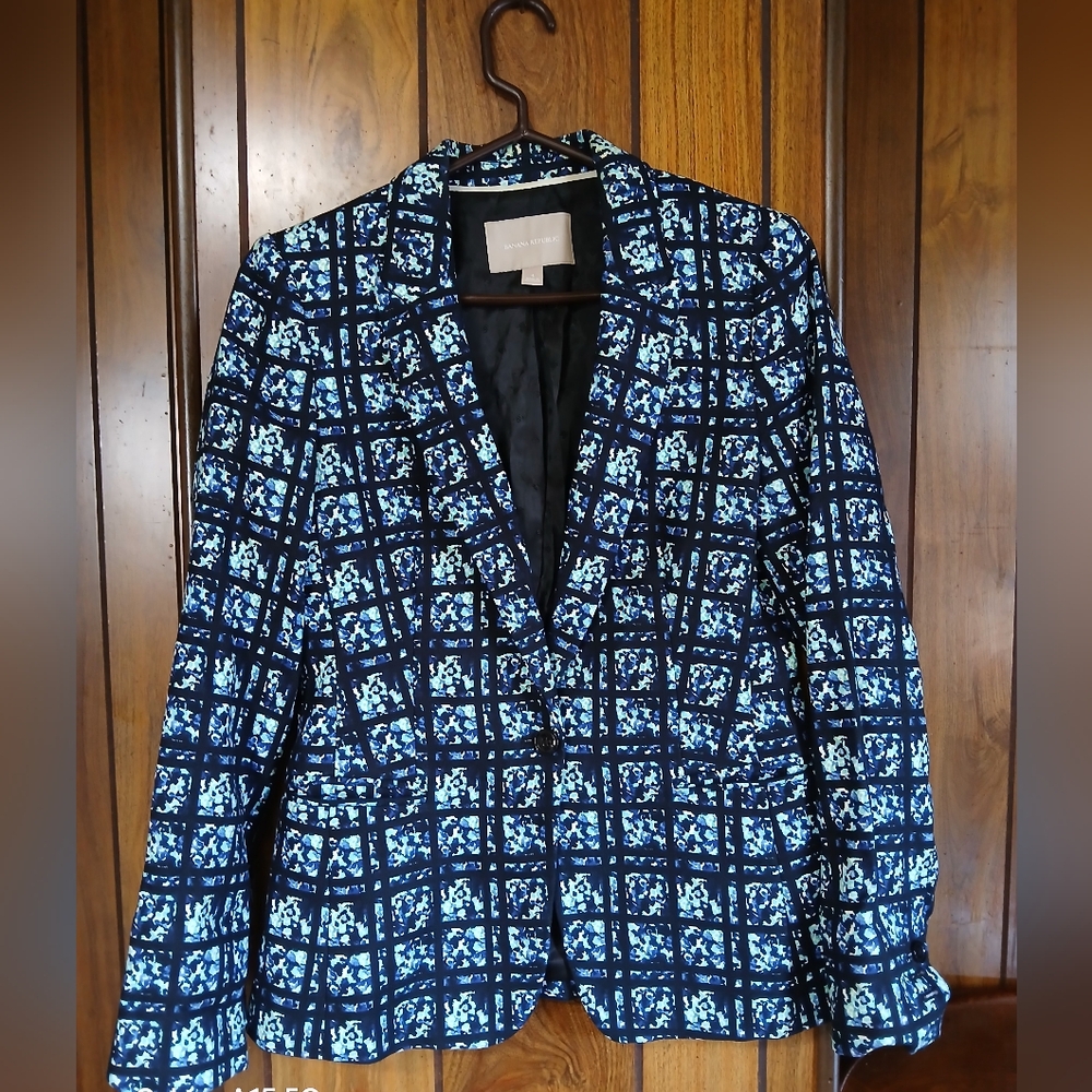 Banana Republic women's Blazer size 4